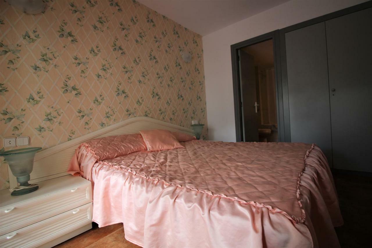 Global Immo 3329 Royal Marine I Daire Roses Dış mekan fotoğraf